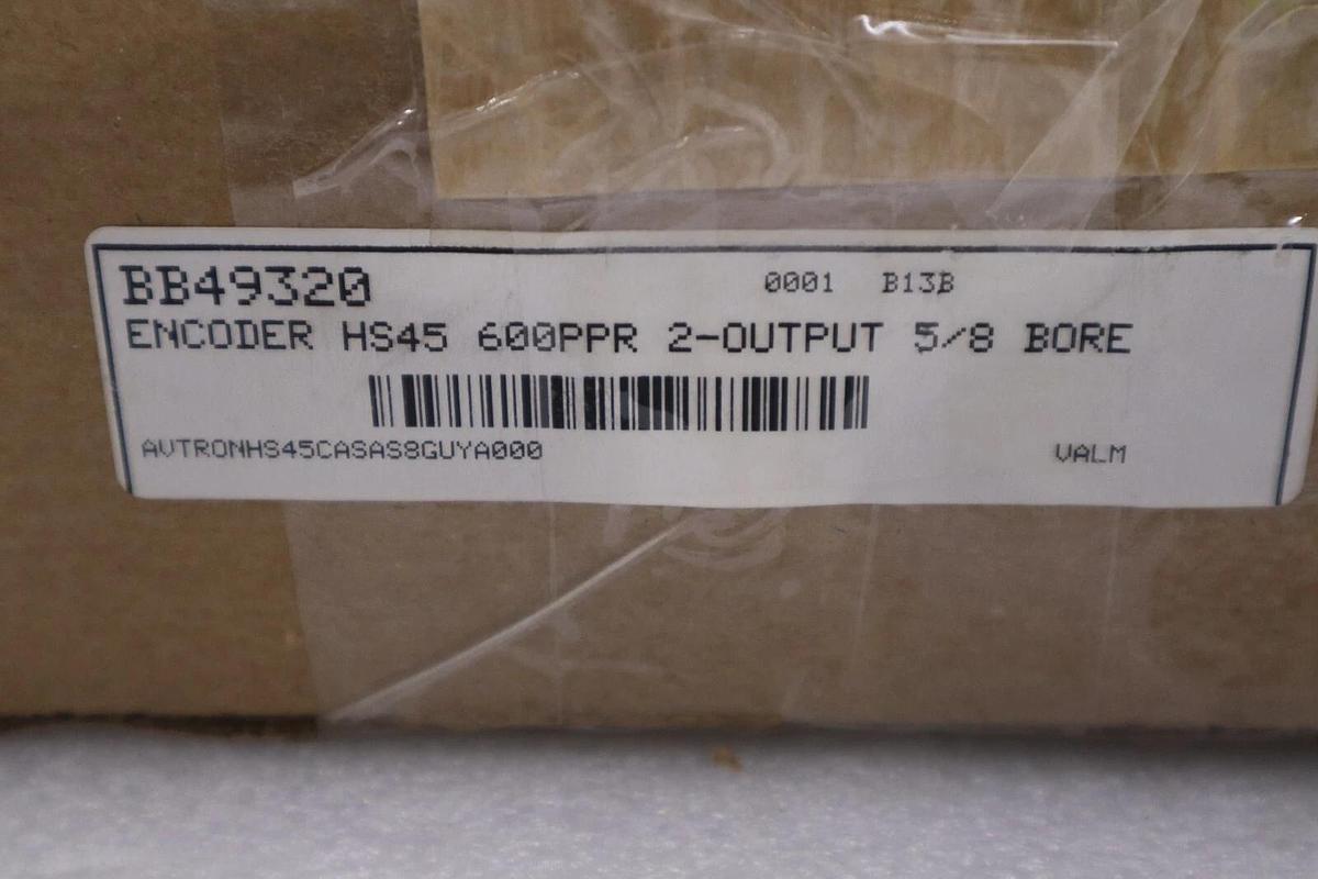 Used NEW Avtron Incremental Magnetic Encoder HS45 Part CASAS8GUA000 SER 13097 #5570