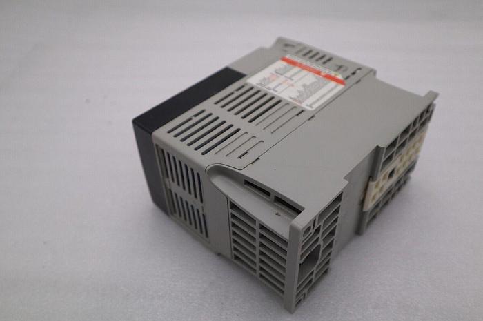 Used Allen Bradley 22A-D2P3N104 /A PowerFlex 4 AC Drive 1HP 3Ph 480V STOCK 5781