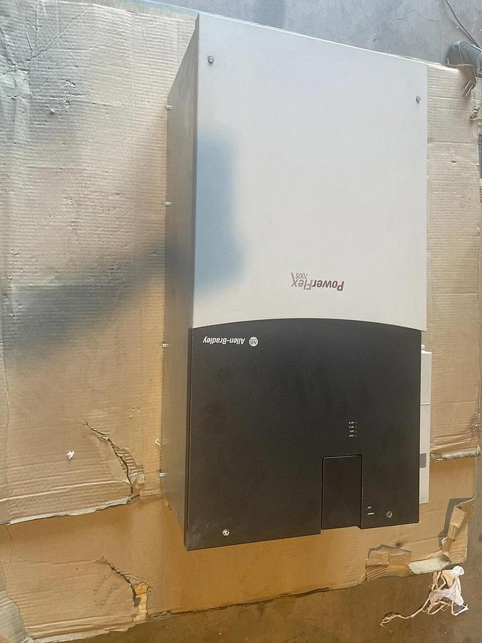 Used ALLEN-BRADLEY 20DT144A0NNNACANE DRIVE USNT - 150 HP VFD 3 PHASE S-159