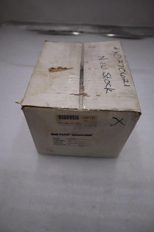 NAF 370210-90P Positioner Valve NEW IN BOX STOCK GF-746