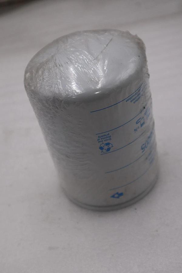 Used LOT OF 9     NEW OPEN BOX Donaldson P556005  Hydraulic Filter STK H960