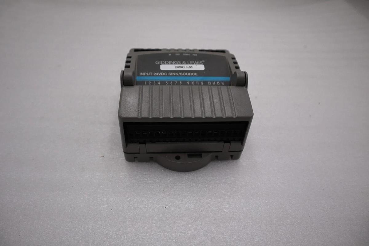 Used Giddings & Lewis M.1300.7372 R1 Input Module 24VDC SINK/SOURCE STOCK 5183A