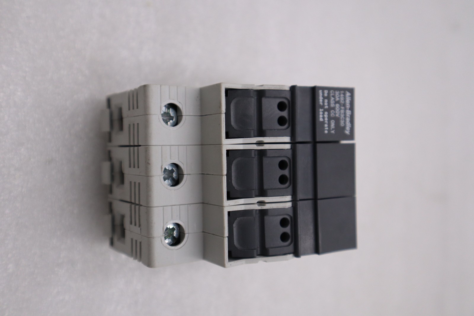 Used NEW OPEN BOX AB Allen-Bradley 1492-FB3C30 3-Pole Fuse Holder STK H1115A