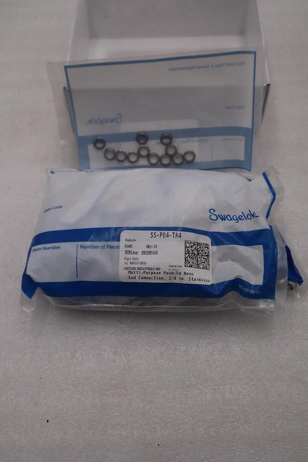 BOX OF 12 - SWAGELOK SS-PB4-TA4 / SSPB4TA4 - NEW IN BOX - STOCK GF590A