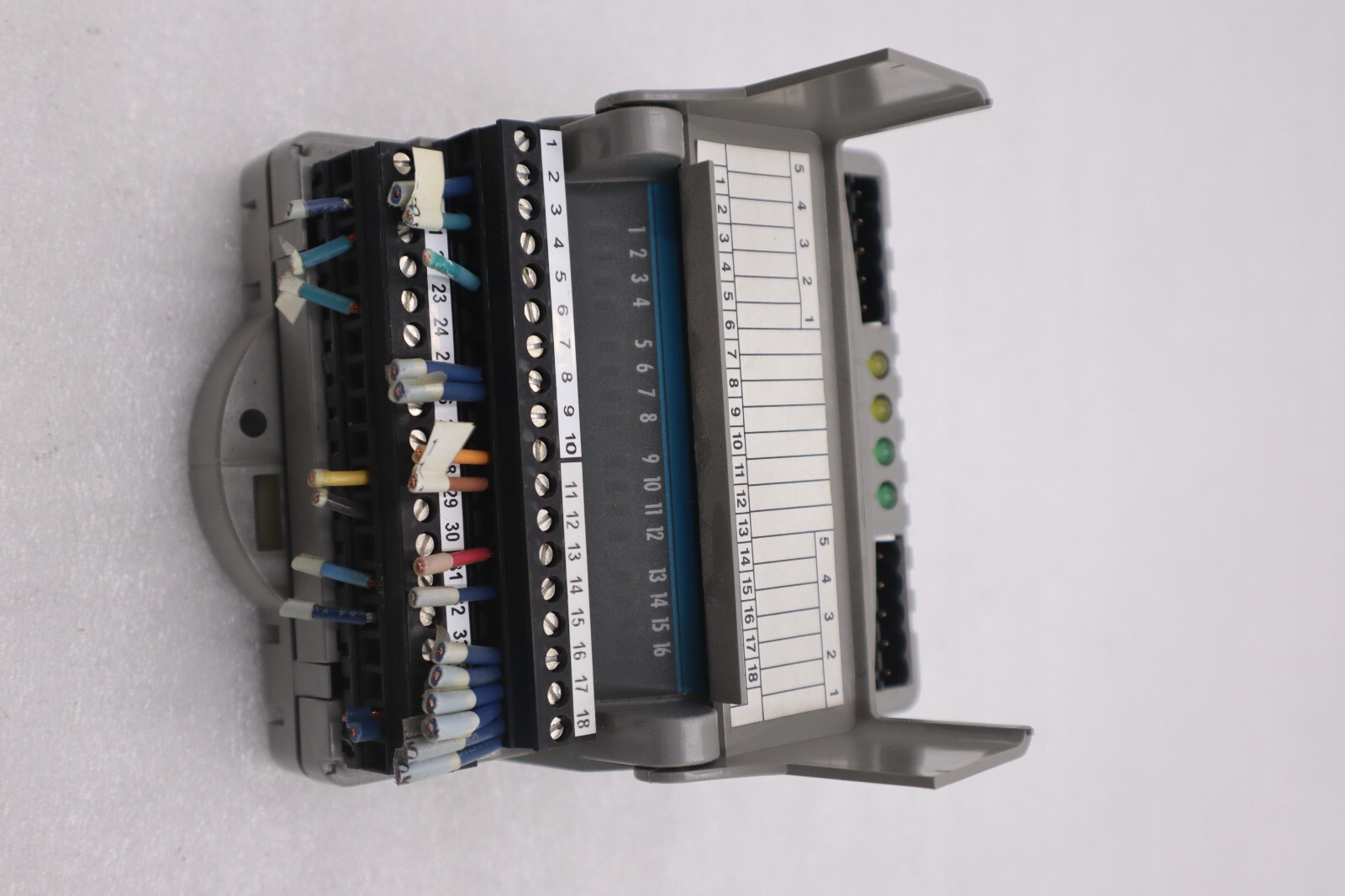 Used GIDDINGS & LEWIS M.1300.7372 R1 Input Module 24VDC SINK/SOURCE STOCK 646-D