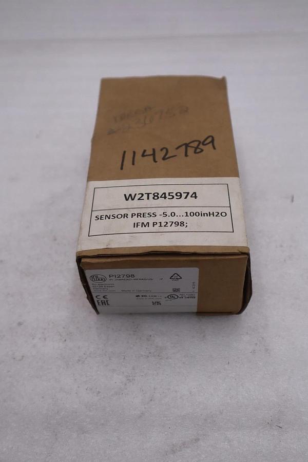 Used IFM EFECTOR PRESSURE SENSOR TRANSMITTER W/DISPLAY PI2798 NEW IN BOX STOCK GF385A