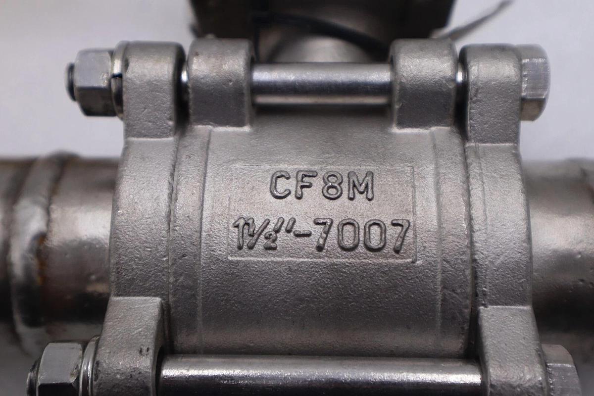 Used Flow-Tek 1000 W06 Wog CF8M 1 1/2 " -7007 STOCK M-147