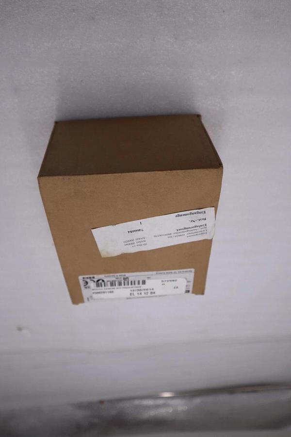 Used New Siemens 6ES7350-2AH01-0AE0 6ES73502AH010AE0 MODULE NEW IN BOX STOCK G208A