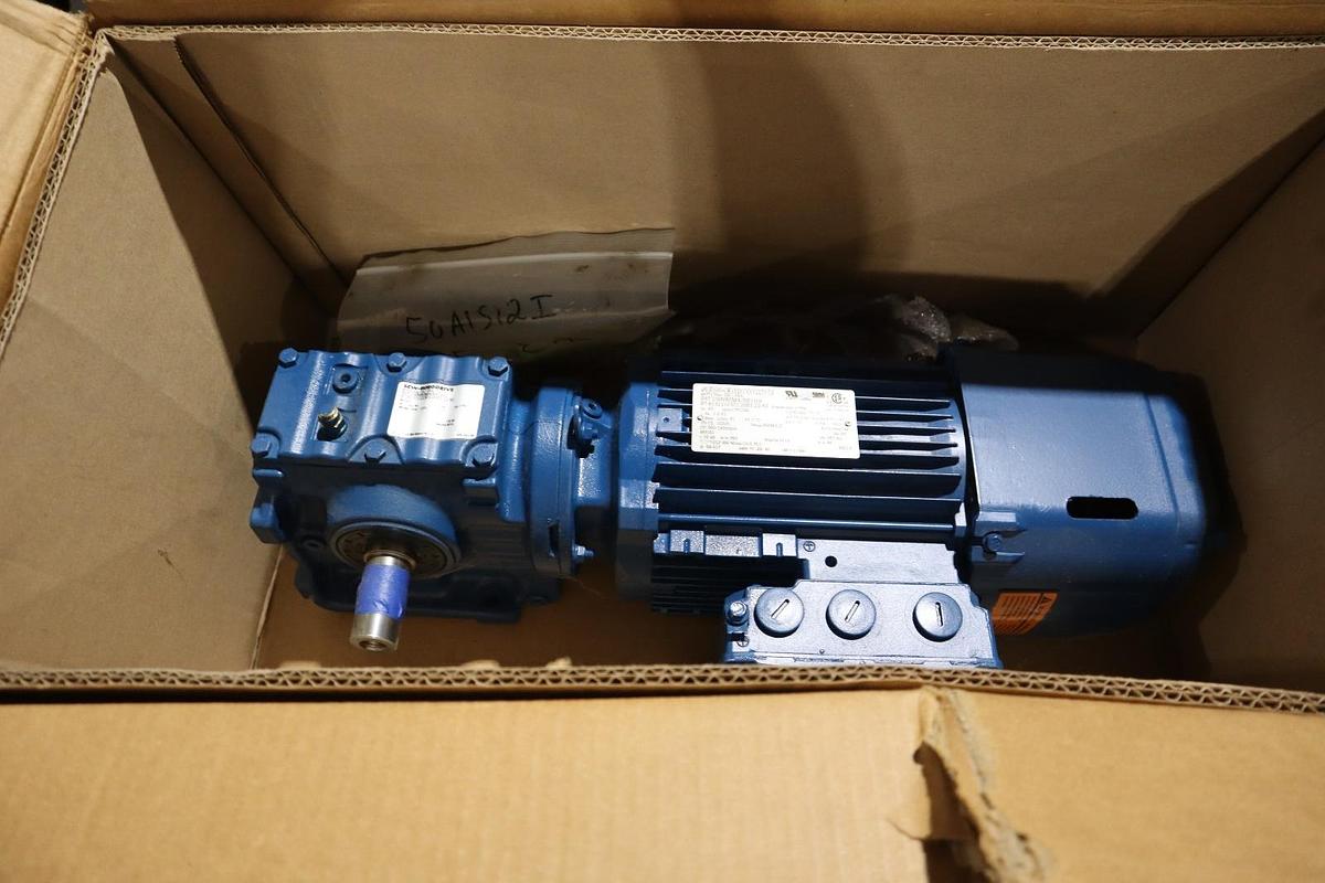 NEW Sew Eurodrive S47 DRN80M4/BE1HR Helical Worm Gearmotor STOCK H822