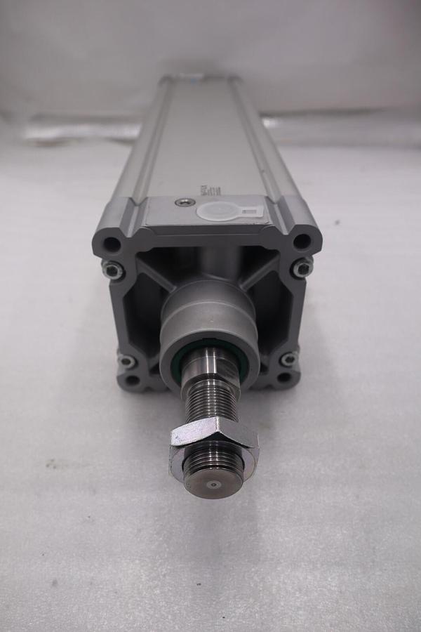 Used NEW FESTO DNC-125-420-PPV-A-EX4 P MAX 1.0MPA STOCK M-173