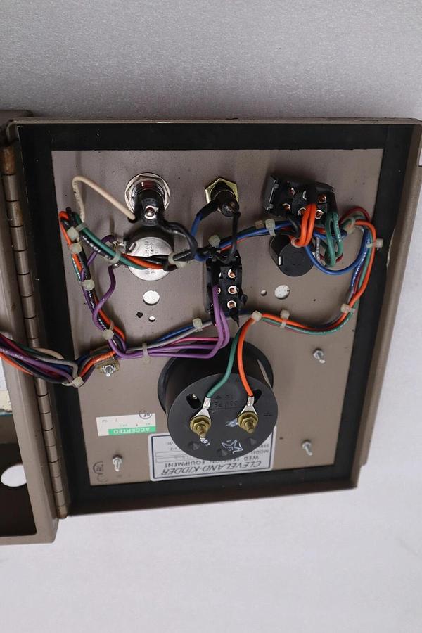 Used Cleveland-Kidder Web Tension Indicator Equipment NE-4/DR-4/TA-10/ER-4 #4111