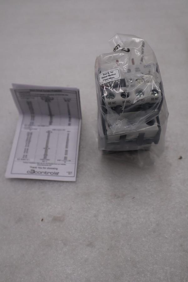 C3 CONTROLS 320-B2D63 / 320B2D63 - NEW IN BOX - STOCK K1650A