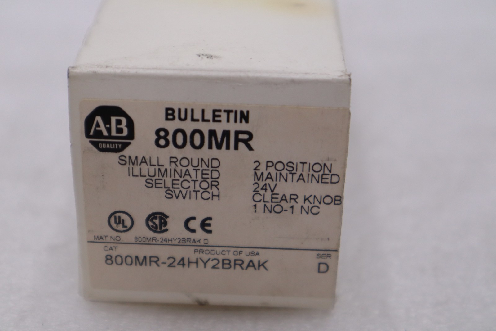 Used Allen Bradley 800MR-24HY2BRAK Ser D 2 Pos Illuminated Selector Switch STK H535A