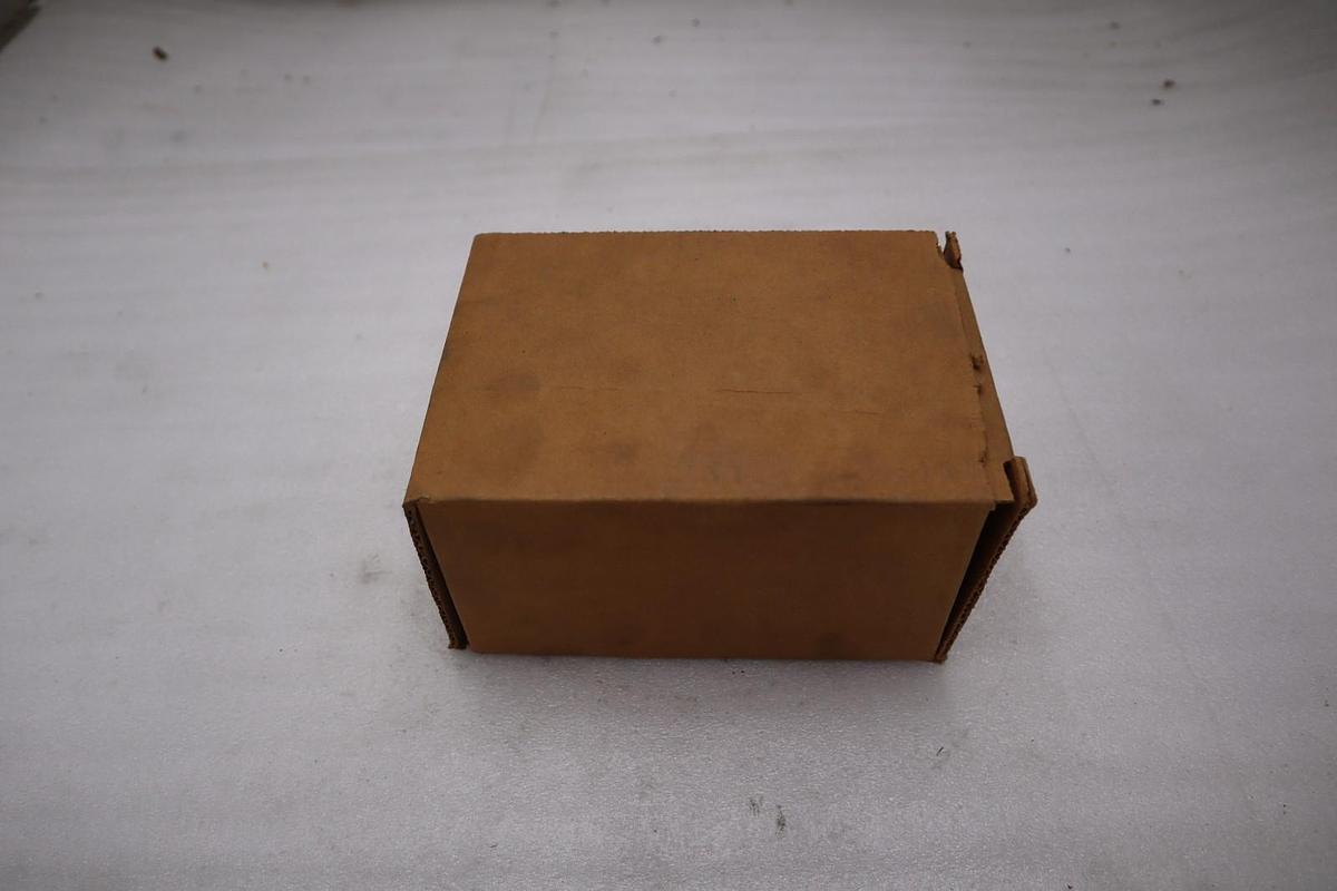 COLOMBUS AIR FLOW SWITCH RH3A - NEW IN BOX - STOCK GF664A