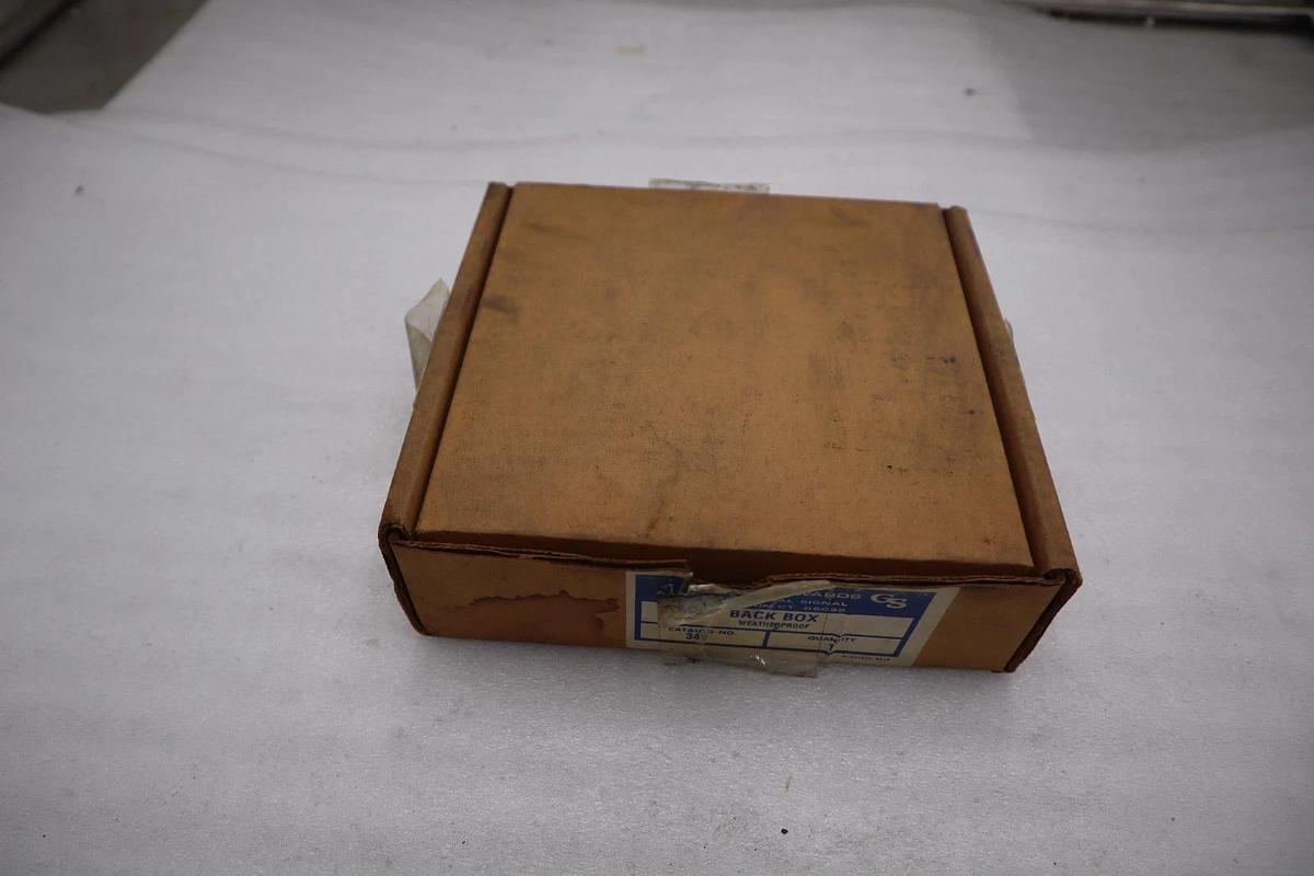 NEW OPEN BOX Edwards 349 Die Cast Weatherproof Back Box STOCK 1880CC