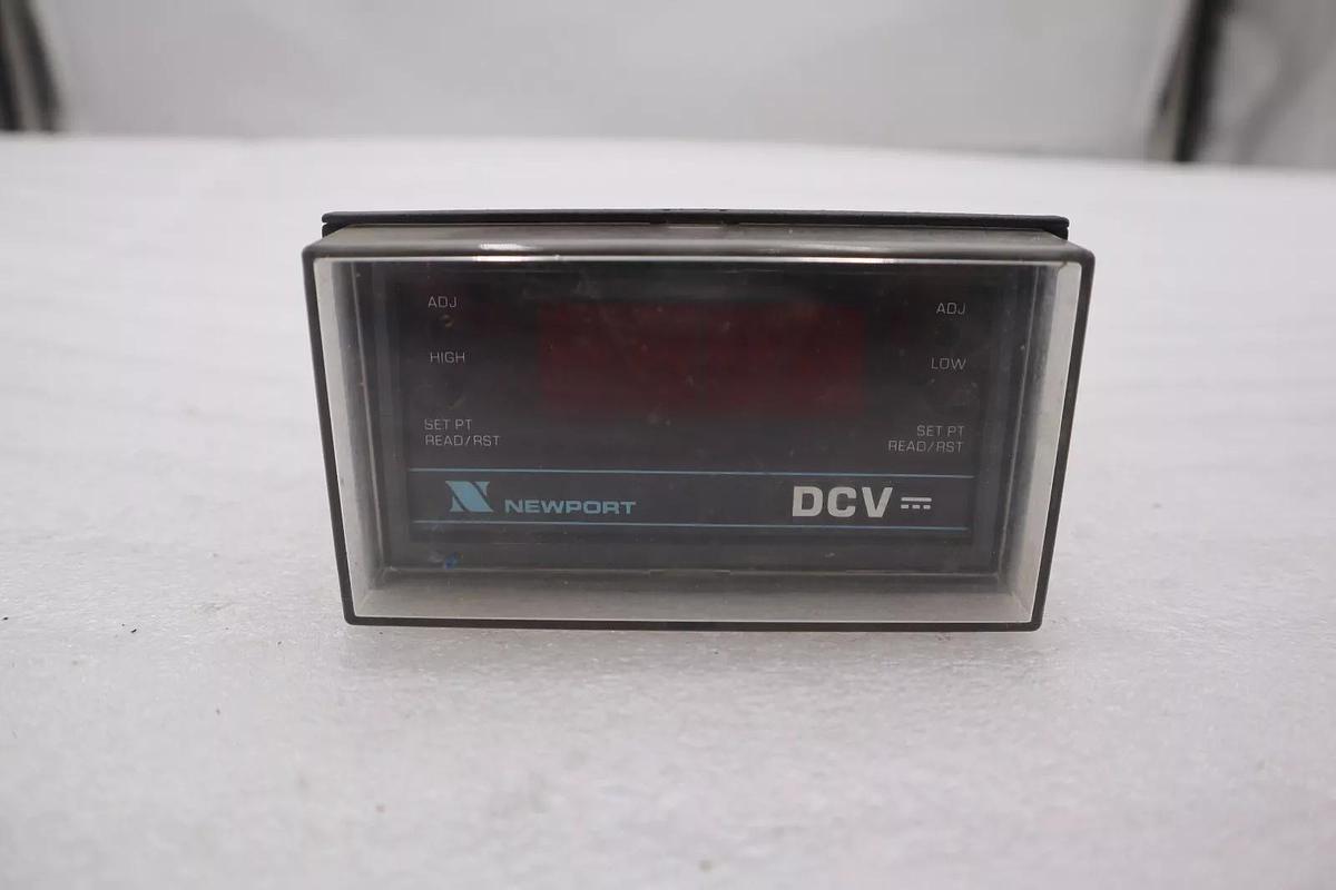 Used NEWPORT QUANTA Q2041 AVR1 Digital Panel Meter #K-2734