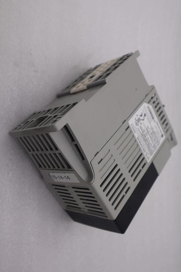 Used AB 22A-D1P4N104 PowerFlex4 AC Drive 22AD1P4N104 SER A ALLEN BRADLEY STOCK B-1381