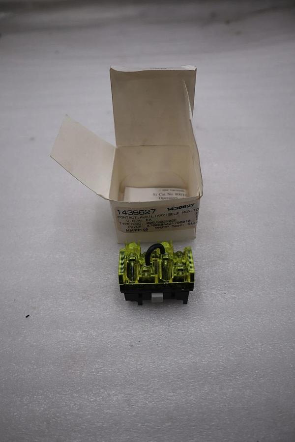 Used ALLEN BRADLEY 800TC-XD4S SERIES A CONTACT BLOCK STOCK H1093A