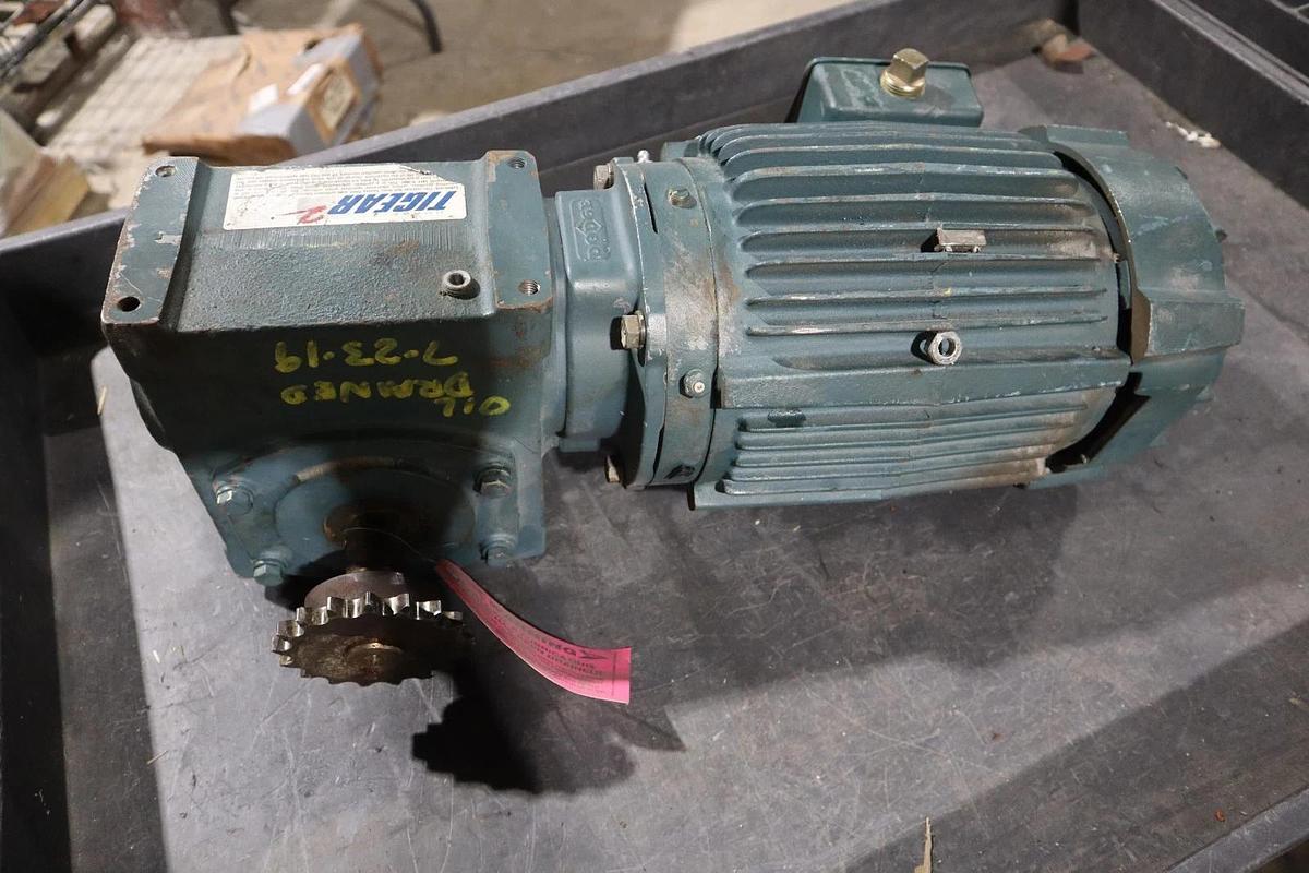 Used Dodge Tigear-2.  26Q20L14 Right Angle Speed Reducer w/ Motor STOCK HP148