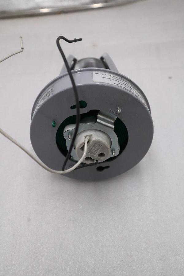 Used Crouse Hind VXH15 Lighting Fixture Enclosed Max Watt 150 Max Lamp STOCK H856