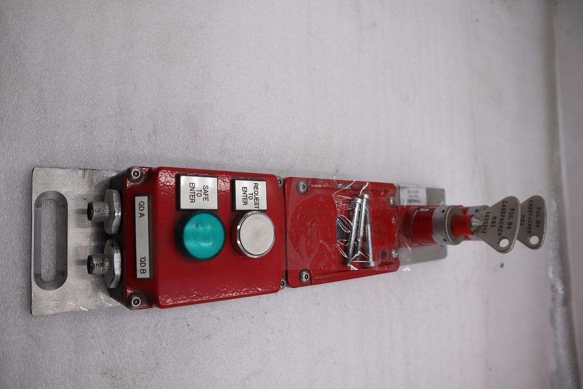 Used Fortress Interlock KC1002PODPRO ITM-00047426 Lockout Switch STOCK 4932