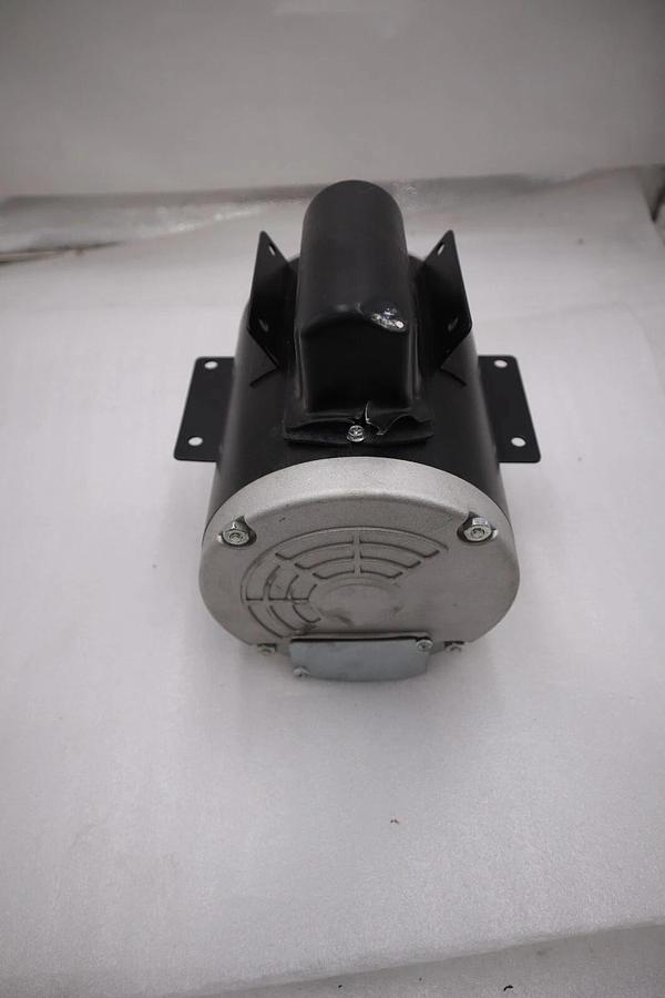 Used NEW Canarm R-P1170-C 1 HP Replacement Motor 230V / 1Ph STOCK H785