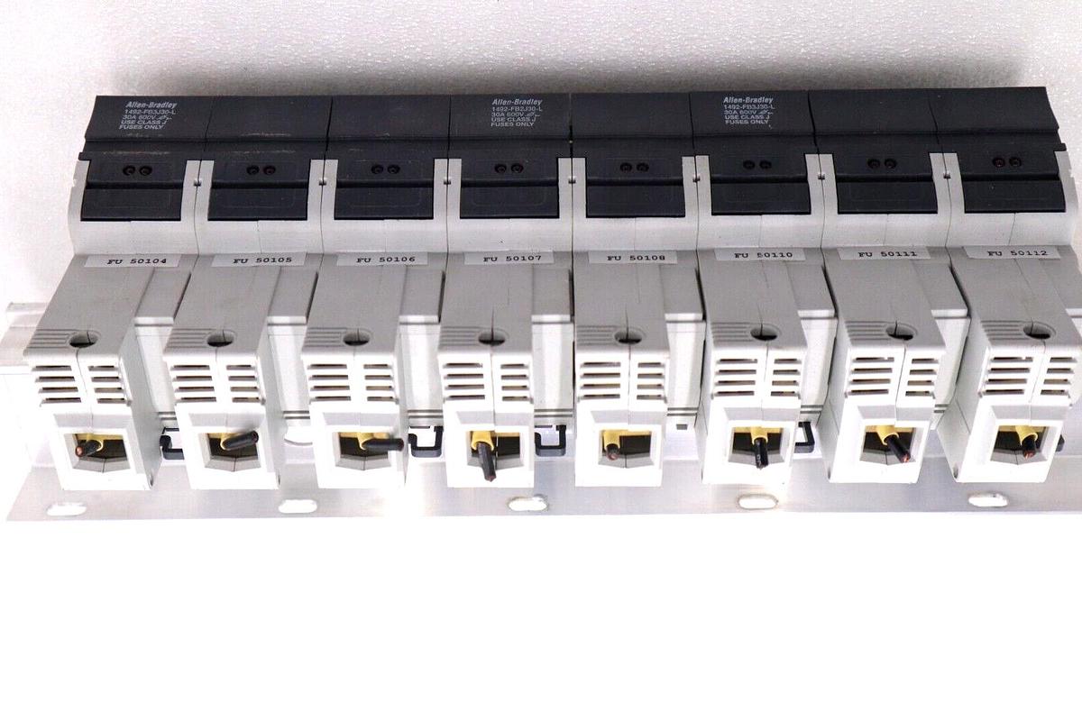 Used ALLEN BRADLEY 1492-FB2J30-L FUSE HOLDER  600 V 30A #L-478