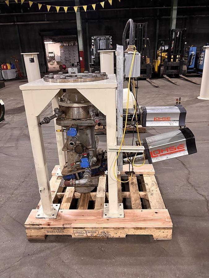 Used COMPLETE 17.5" BLACK CLAWSON HD HIGH DENSITY CLEANER (THREE AVAILABLE)