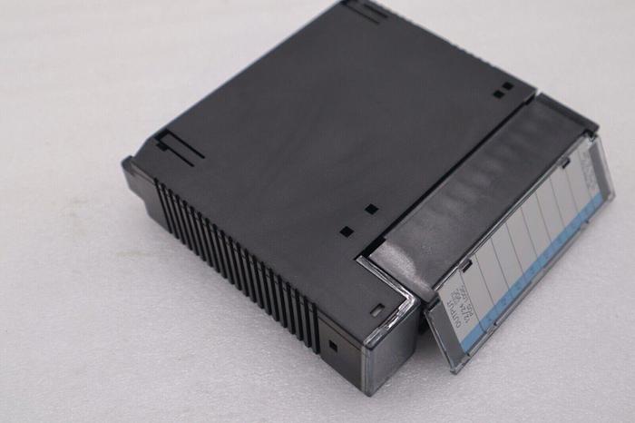 FANUC IC693MDL730E OUTPUT 12/24VDC PLC MODULE STOCK #L-543-C