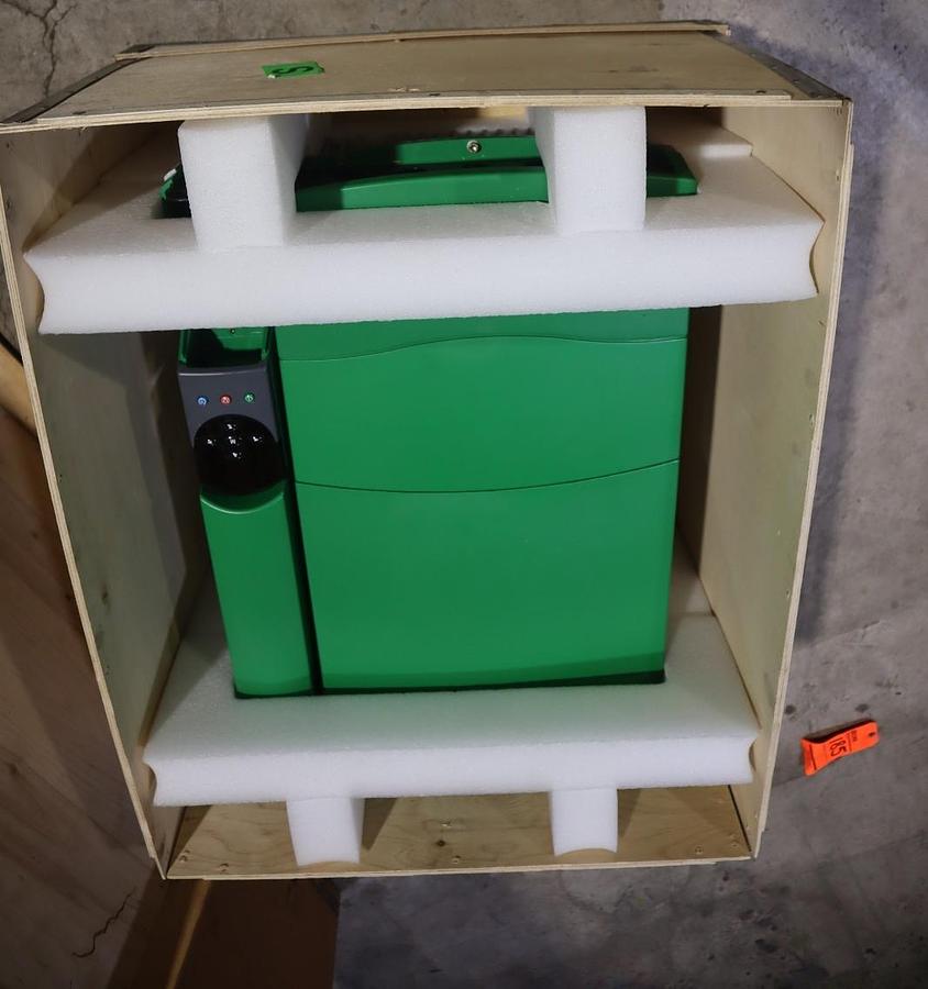 Used CONTROL TECHNIQUES UNI4402REGEN UNIDRIVE CLASSIC 55KW UNI4402-R NEW STOCK #S-705