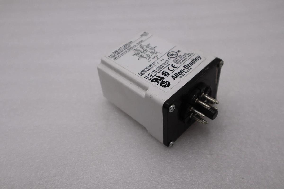 NEW ALLEN BRADLEY 700-HT12AU24 RELAY SER.B STOCK H857A