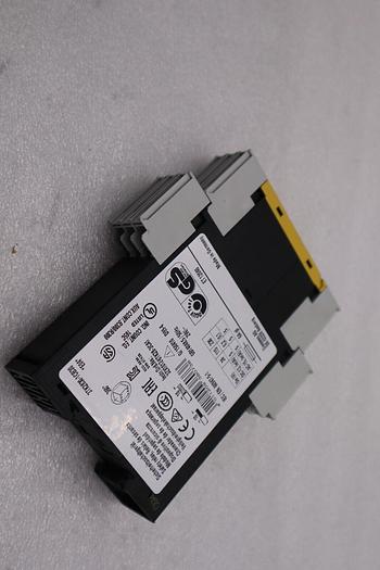 NEW Siemens 3TK2830-1CB30 SAFETY RELAY 3TK28 SERIES 24 V AC/DC STOCK B-1653