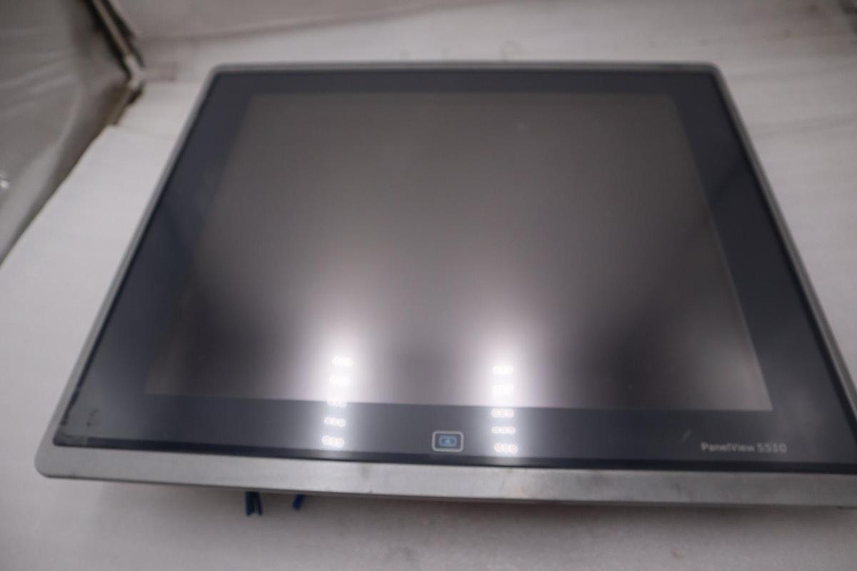 Used Allen-Bradley 2715P-T19CD /A PanelView 5510 Operator Interface Panel