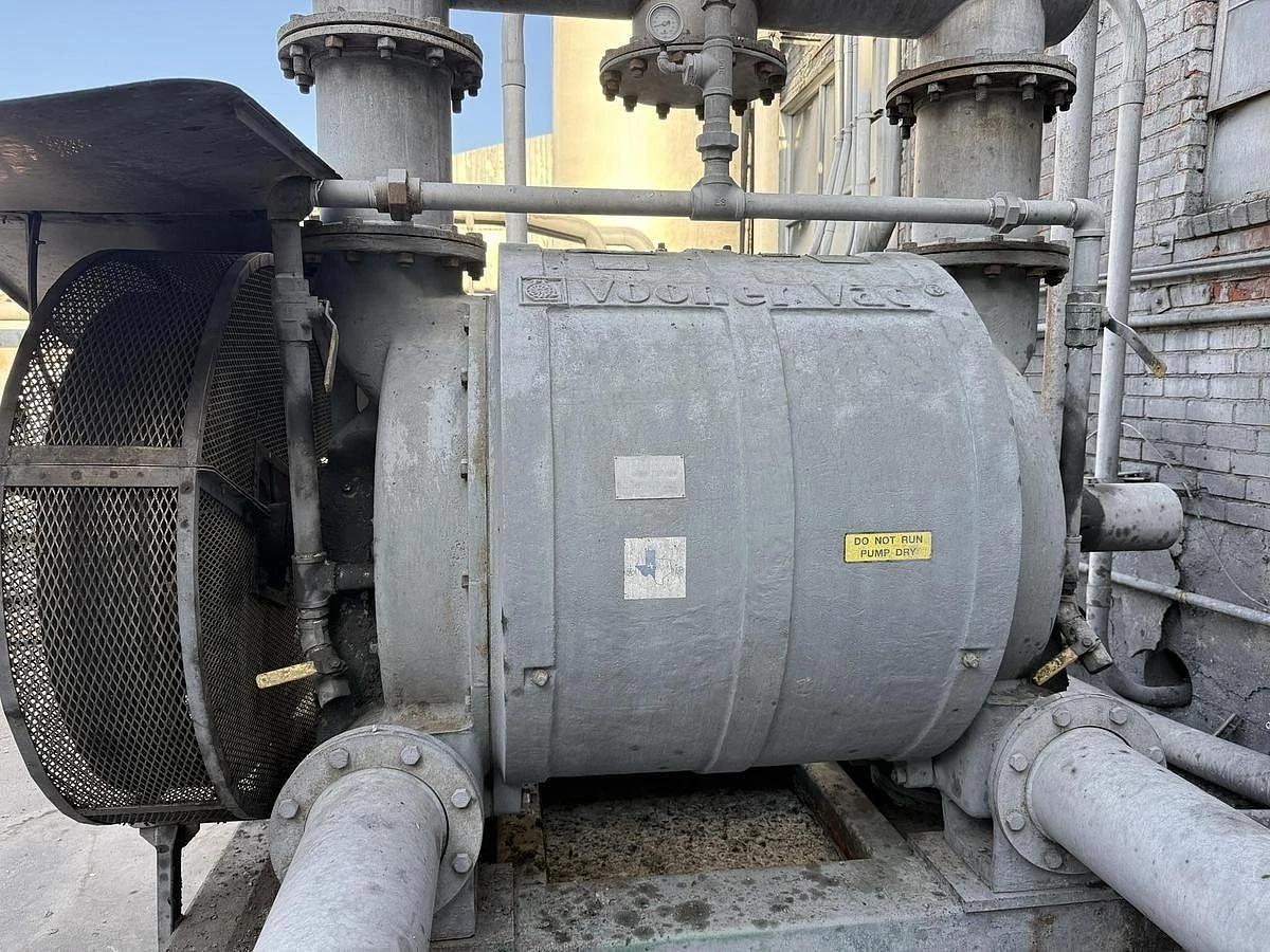 Used VOONER LP40V2 STAINLESS STEEL VACUUM PUMP