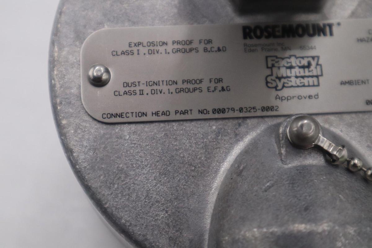 Used ROSEMOUNT 00079-0325-0002 EXPLOSION PROOF CONNECTION HEAD STOCK #G-495A
