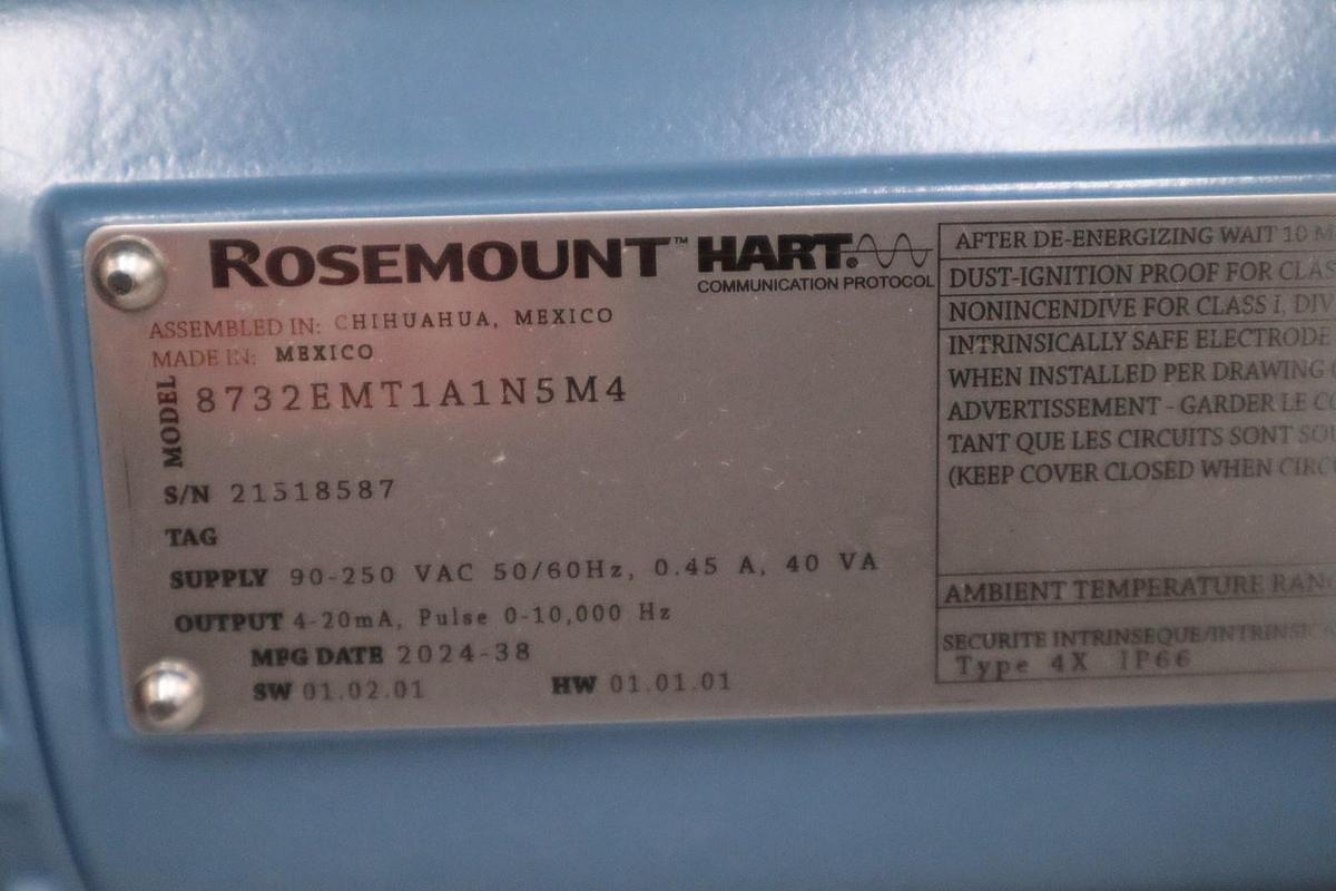 Used NEW OPEN BOX ROSEMOUNT 8732EMT1A1N5M4 Flow Transmitter STOCK GF7