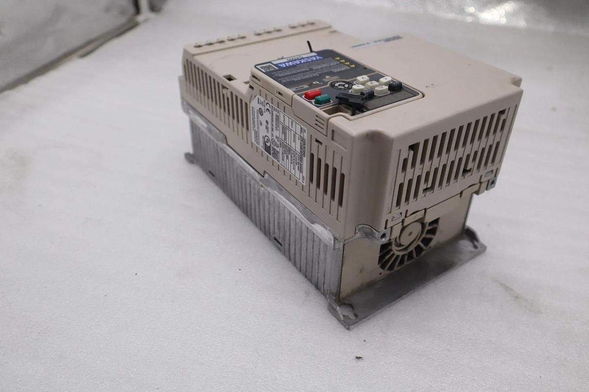 Used Yaskawa CIPR-GA50U4018ABAA-AAAASA INVERTER GA500 400V 3PH IP20 - STOCK 3719CC