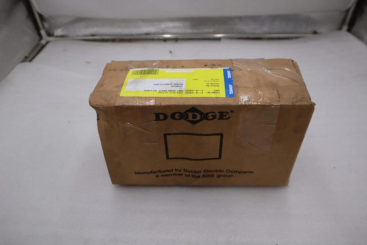 Used DODGE 057211 CHS2USN209M SPHERICAL ROLLER BEARING - STOCK SGF46