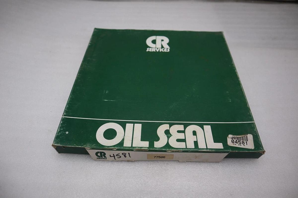 NEW IN BOX SKF 77506 CR Oil Seal  7-3/4" ID X 8-3/4" OD X 1/2" wide #5644A