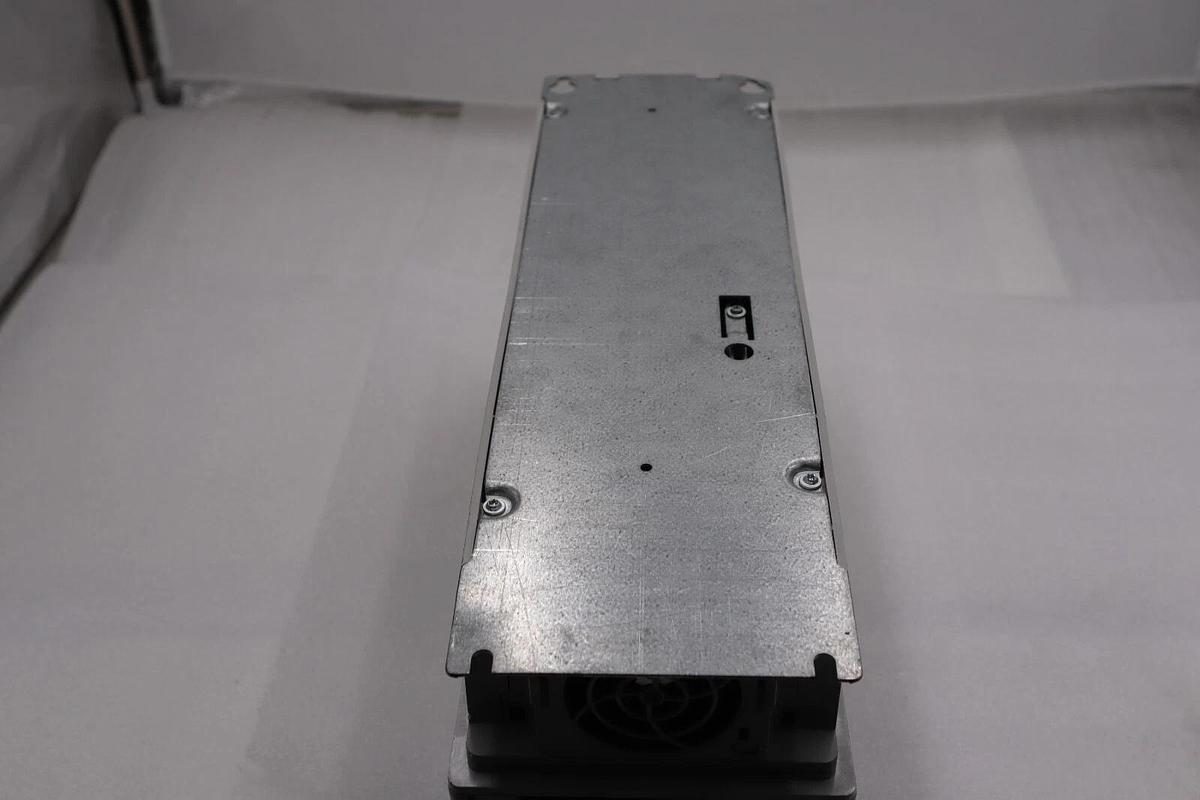 Used ALLEN BRADLEY 20g11nc015ja0nnnnn SER A 10HP POWERFLEX DRIVE W/ HIM STOCK 2044