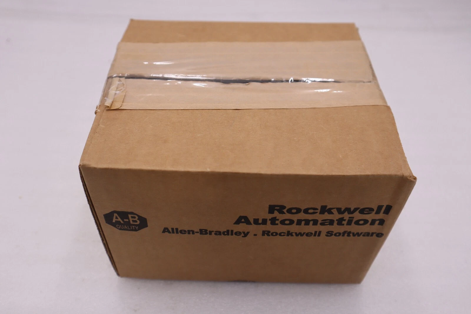 NEW OPEN BOX AB Allen Bradley 1485T-P2T5-T5 Powertap PLC Module STOCK G330A