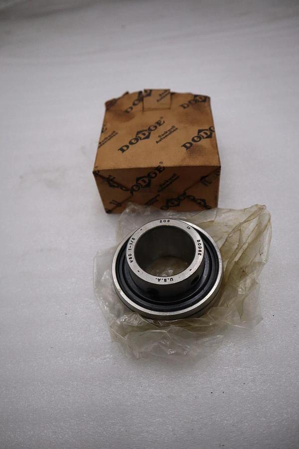 Used DODGE 389930 INS-VSC-108 1-1/2" BORE INSERT BEARING STOCK H810A