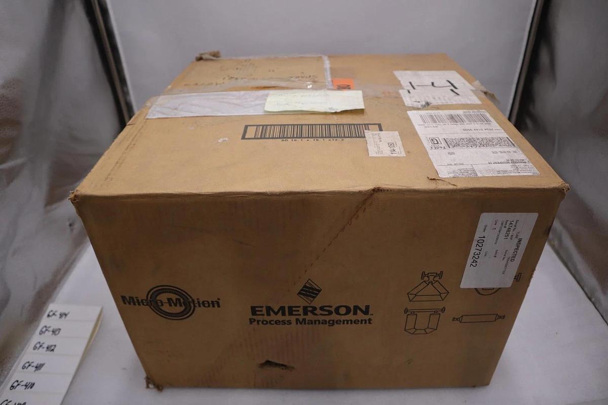 Used EMERSON CMF050M313NRAAEZZZ CORIOLIS METER ELITE 1/2 INCH DN15 - STOCK GF401