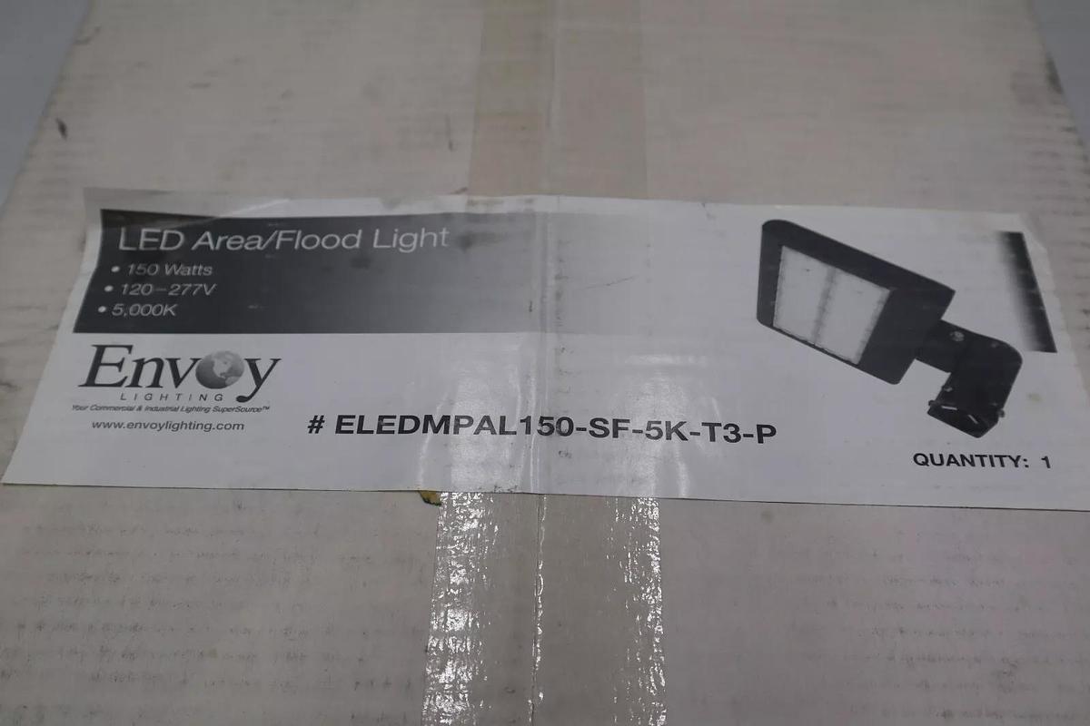 Used NEW ELEDMPAL150-SF-5K-T3-P Multi-Purpose LED Area Light STOCK 5423