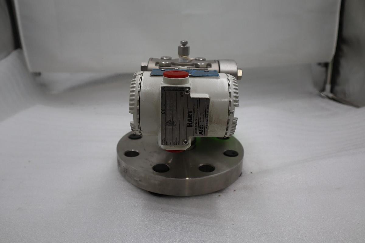 HART PRESSURE 264DCHEEFSSSB4A1V2E6 W/ WA07 0858 SBF TRANSMITTER STOCK 5889