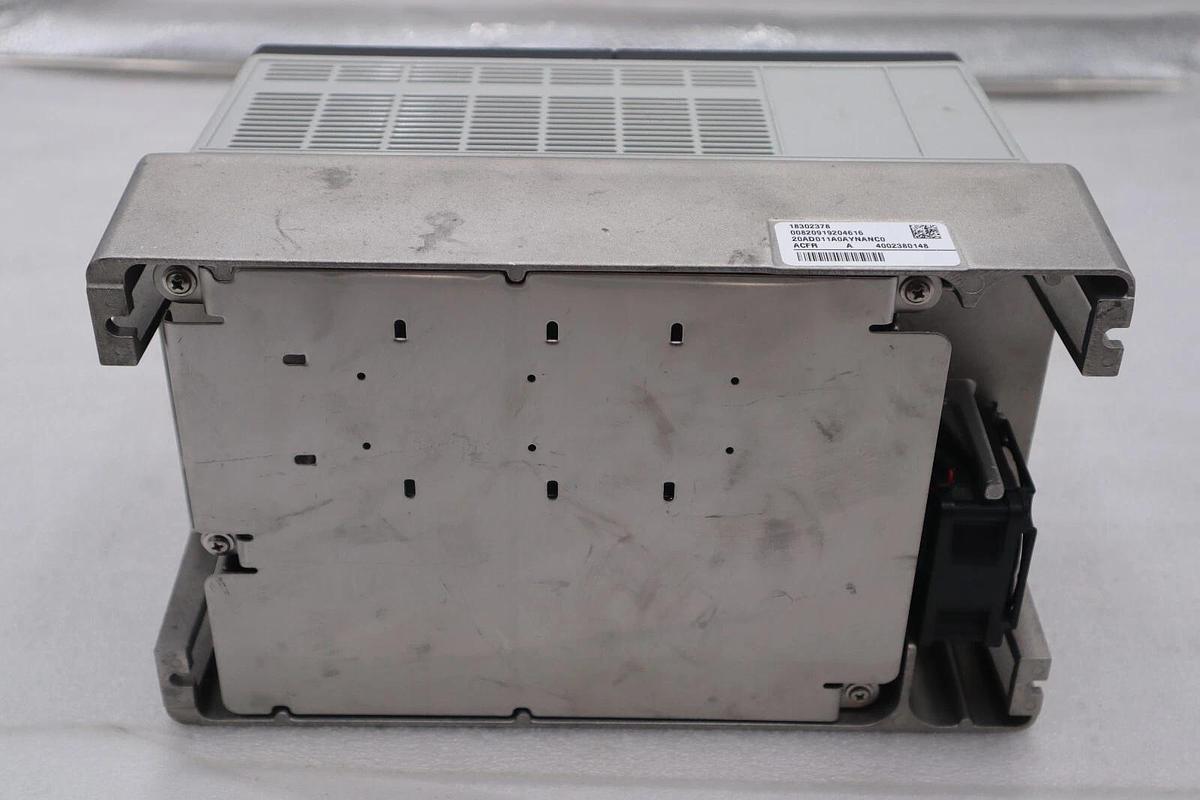 NEW Allen-Bradley PowerFlex 70 20AD011A0AYNANC0 No HIM AC Drive STOCK 4008