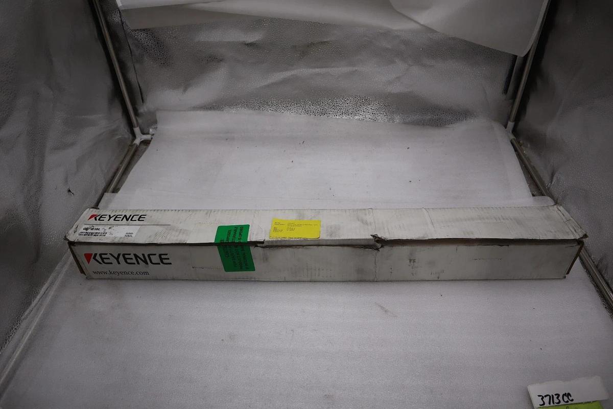 KEYENCE CORP GL-R16L-R SAFETY LIGHT CURTAIN TRANSMITTER ONLY - STOCK 3713CC