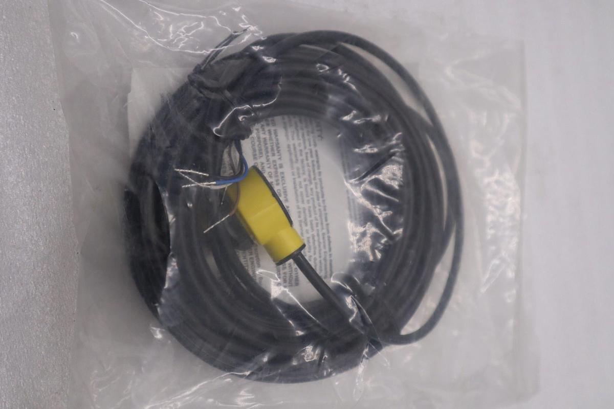 NEW BANNER T18-2VPLP-9M/ T182VPLP9M PHOTOELECTRIC SENSOR POLARIZED STOCK H1111