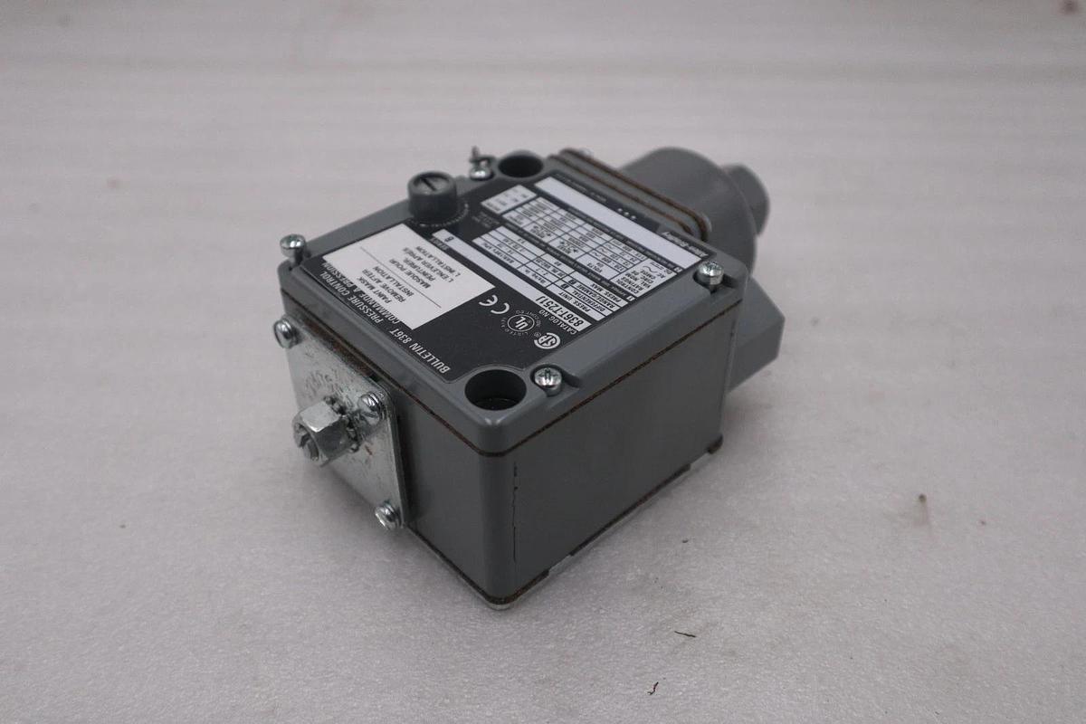 NEW ALLEN BRADLEY 836T-T251J /B PRESSURE CONTROL STOCK GF-713A
