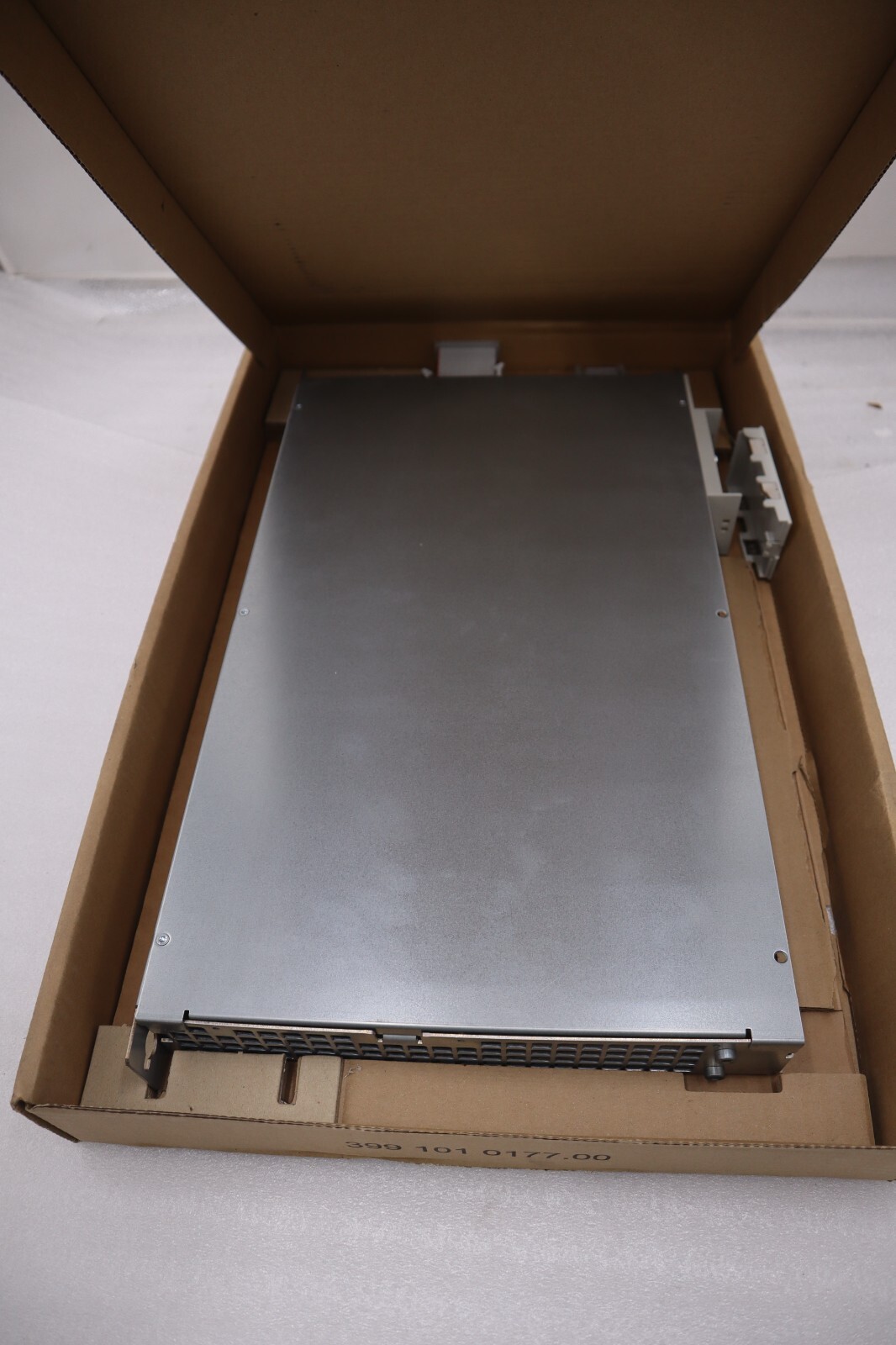 Used 6SN1123-1AA00-0CA2 NEW SIEMENS SIMODRIVE Power Module NEW IN BOX STOCK H84